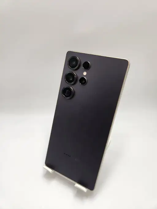 Samsung Galaxy S25Ultra 256gb 3 Months Warranty W/Charger