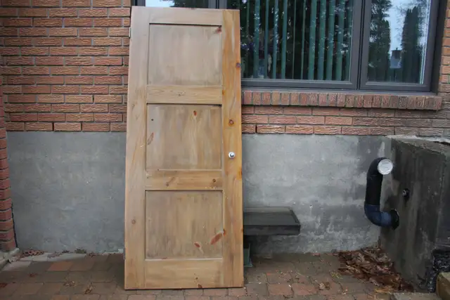 Porte d'intérieur bois plein (32'' x 80'' x 1 1\4'') Livraison p