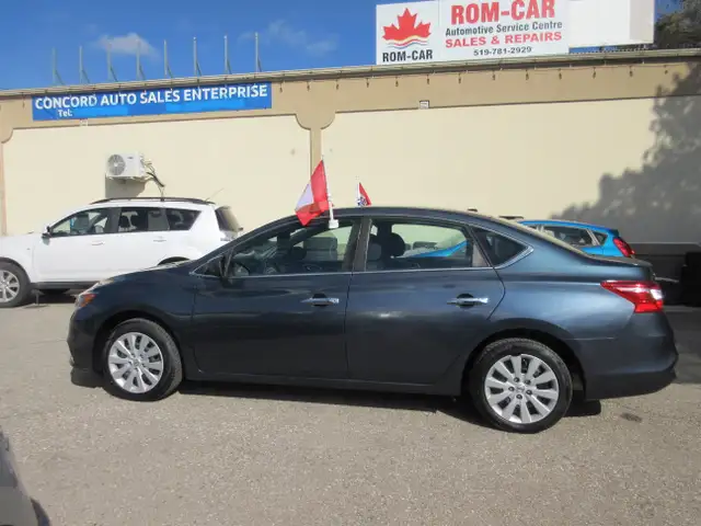 2018 Nissan Sentra S - Photo 9