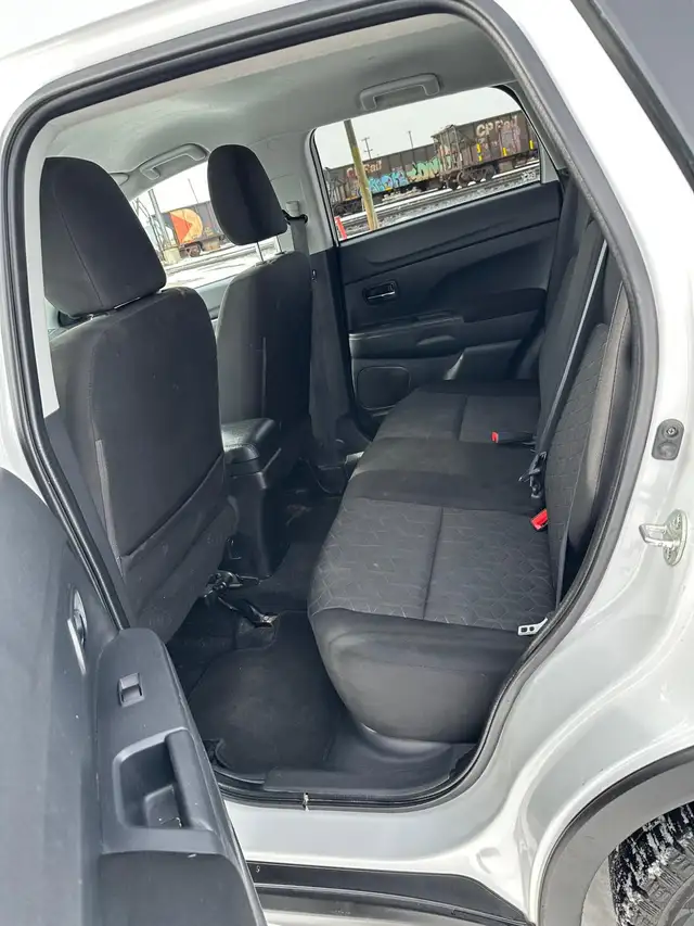 2021 Mitsubishi RVR 2.0L AWD For Sale. - Photo 7