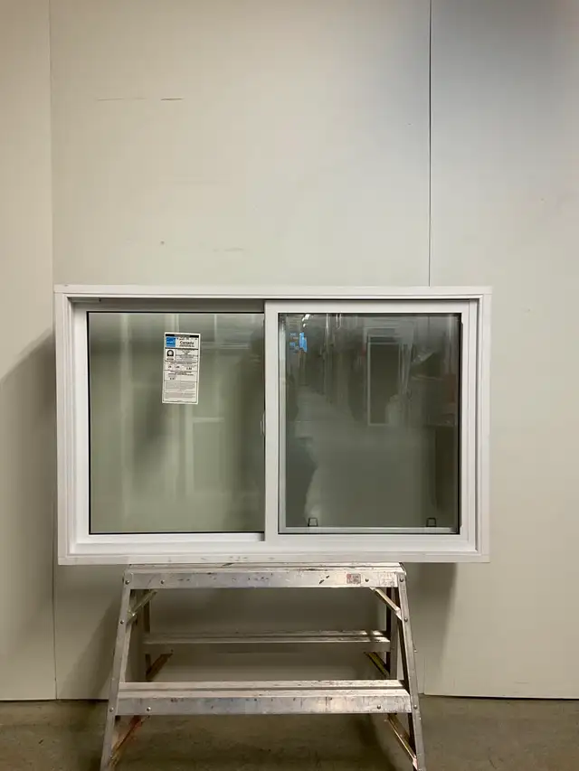 10724CP Fenêtre Coulissante PVC Blanc 2 sect 1 ouvr 48 x 31 1/4 - Photo 2