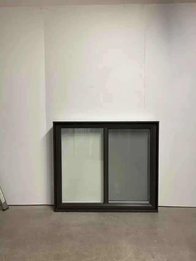 10452CH Fenêtre Coulissante HYBRIDE Brun Commerciale   48 x 42