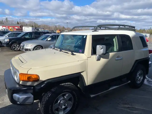 2008 Toyota FJ Cruiser C Package - Photo 3