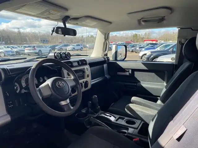 2008 Toyota FJ Cruiser C Package - Photo 7