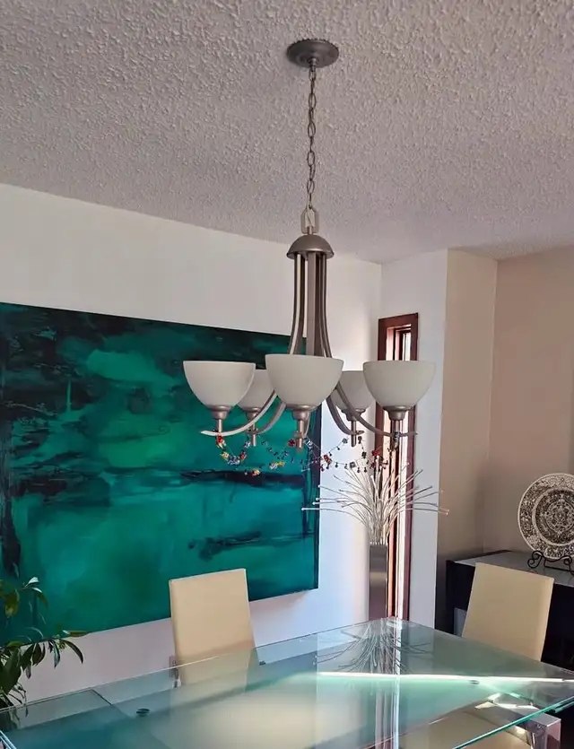 Chandelier - Photo 2