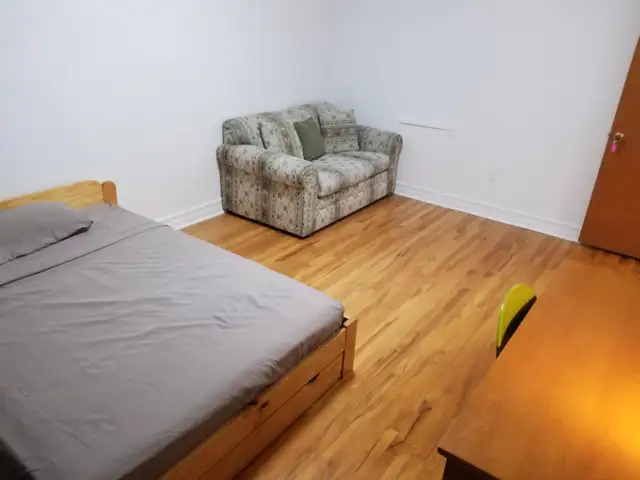 Chambre à louer Saint-Léonard coin Bélanger / Lacordaire - Photo 2