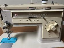 SINGER SEWING MACHINE