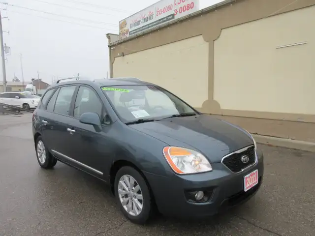 2011 Kia Rondo EX