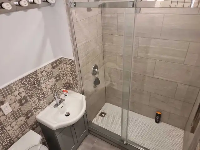 Room by Mohawk College - Photo 3