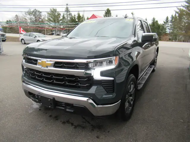 2025 Chevrolet Silverado 1500 LT | Heated Leather Seats | Remote - Photo 4