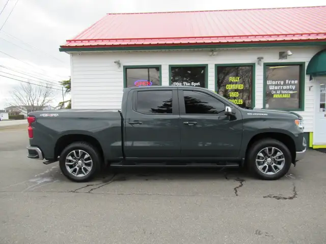 2025 Chevrolet Silverado 1500 LT | Heated Leather Seats | Remote - Photo 6