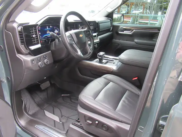 2025 Chevrolet Silverado 1500 LT | Heated Leather Seats | Remote - Photo 16