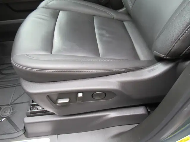 2025 Chevrolet Silverado 1500 LT | Heated Leather Seats | Remote - Photo 19