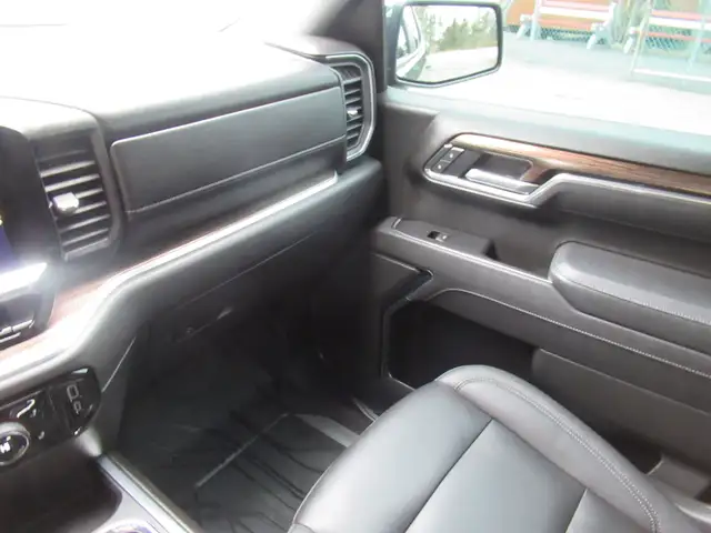 2025 Chevrolet Silverado 1500 LT | Heated Leather Seats | Remote - Photo 29