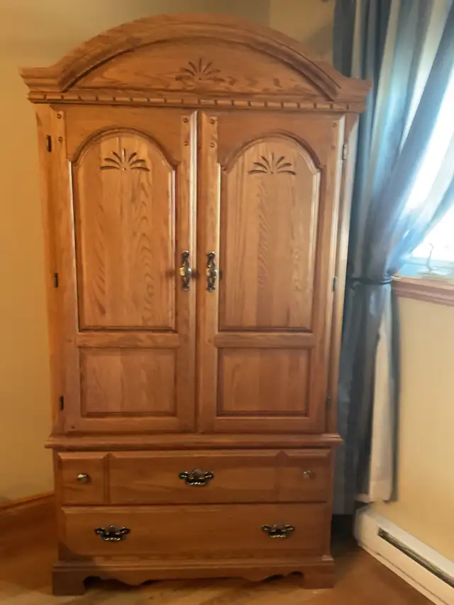 OAK BEDROOM SET - Photo 3