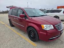 2015 Chrysler Town and Country