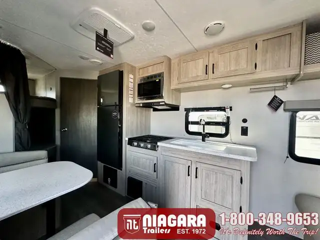 2026 COACHMEN CATALINA SUMMIT SERIES 8 261BH Travel Trailer - Photo 11