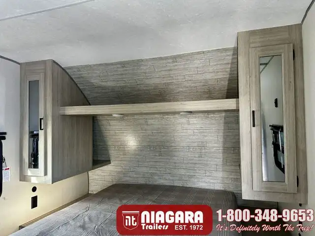 2026 COACHMEN CATALINA SUMMIT SERIES 8 261BH Travel Trailer - Photo 17