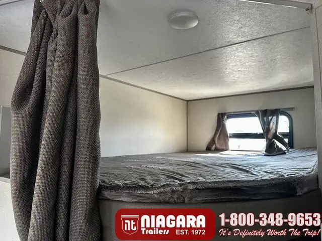 2026 COACHMEN CATALINA SUMMIT SERIES 8 261BH Travel Trailer - Photo 20