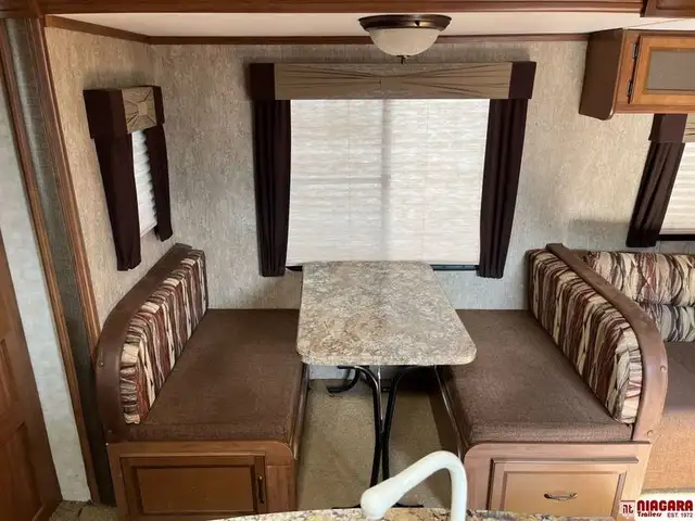 2013 GULFSTREAM KINGSPORT 32TBHT Travel Trailer - Photo 14