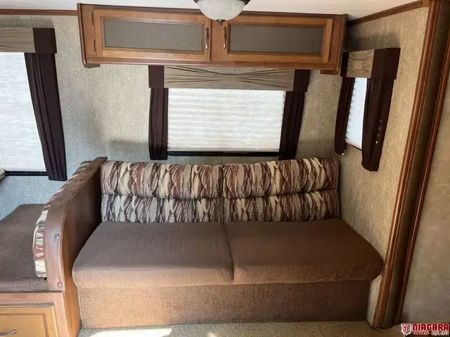 2013 GULFSTREAM KINGSPORT 32TBHT Travel Trailer - Photo 15
