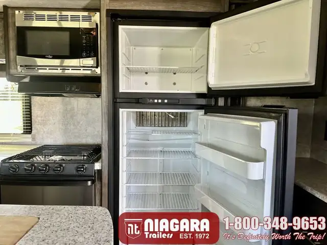 2019 HIGHLAND RIDGE RV OPEN RANGE LIGHT 312BHS Travel Trailer - Photo 16