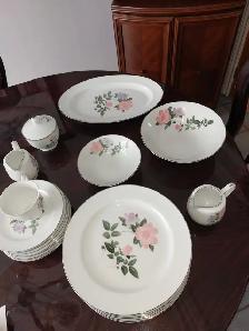 Set de vaiselle 16 couverts