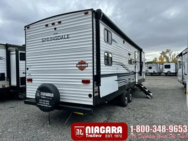2022 KEYSTONE SPRINGDALE 295BH Travel Trailer - Photo 4