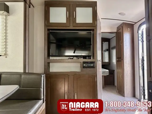 2020 KEYSTONE PASSPORT GT 2521RL Travel Trailer - Photo 8