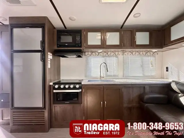 2020 KEYSTONE PASSPORT GT 2521RL Travel Trailer - Photo 11