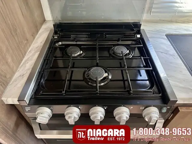 2020 KEYSTONE PASSPORT GT 2521RL Travel Trailer - Photo 13