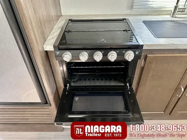 2020 KEYSTONE PASSPORT GT 2521RL Travel Trailer - Photo 14