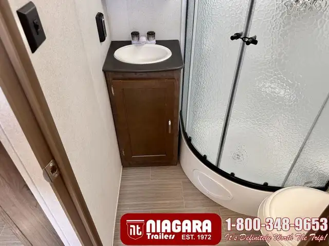 2020 KEYSTONE PASSPORT GT 2521RL Travel Trailer - Photo 21