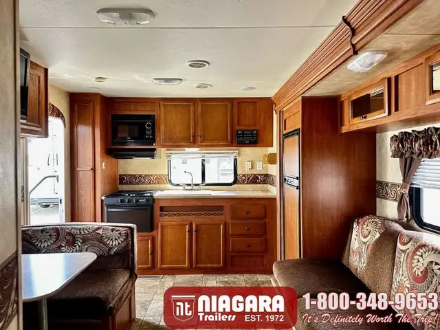 2011 K-Z INC. SPORTSMEN 261RKS Travel Trailer - Photo 8