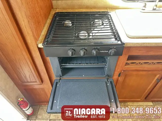 2011 K-Z INC. SPORTSMEN 261RKS Travel Trailer - Photo 10