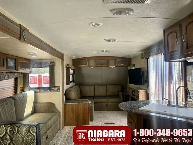 2015 KEYSTONE SPRINGDALE 38FL Park Model - Photo 5