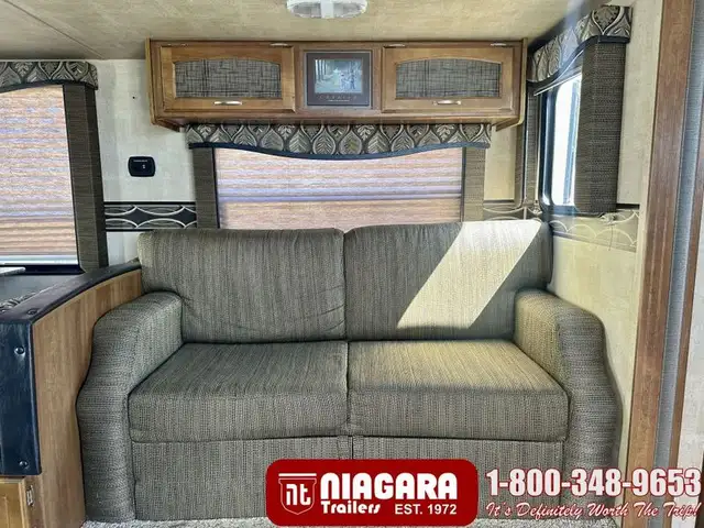 2015 KEYSTONE SPRINGDALE 38FL Park Model - Photo 7