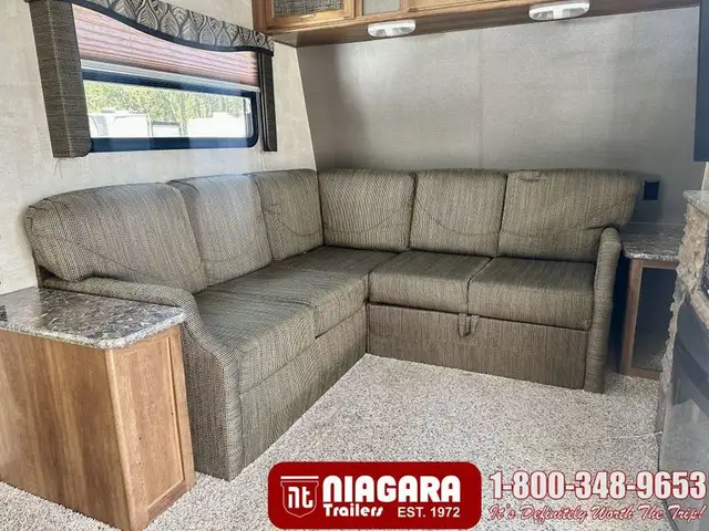 2015 KEYSTONE SPRINGDALE 38FL Park Model - Photo 8