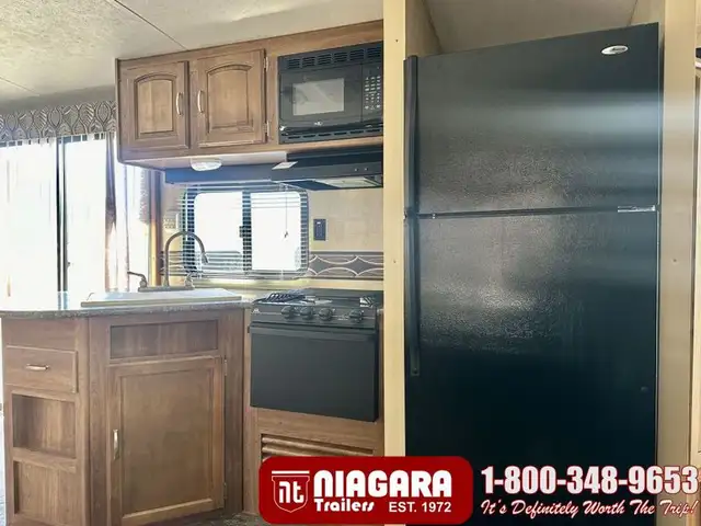 2015 KEYSTONE SPRINGDALE 38FL Park Model - Photo 12