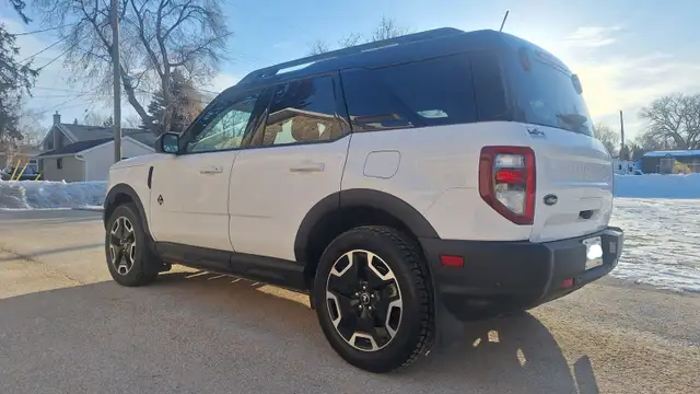 2024 Ford Bronco Outer Banks (Freshly Safetied, 53,500kms) - Photo 3