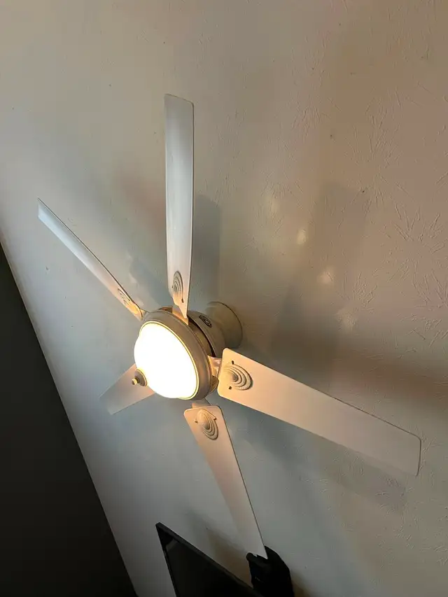 Professional Standard Home Cleaning — Calgary | From $120 - Photo 5