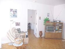 Ahuntsic-Est, 3½  ch fermée,demi-sous-sol, 3 grandes fenêtres