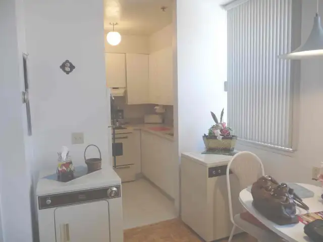 Ahuntsic-Est, 3½  ch fermée,demi-sous-sol, 3 grandes fenêtres - Photo 2