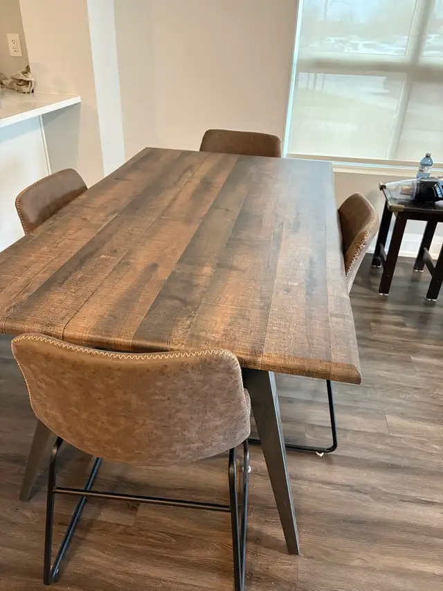 dining table and chairs - Photo 3