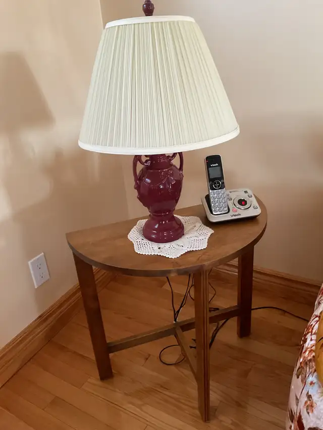 ANTIQUE LIVING ROOM SET - Photo 5