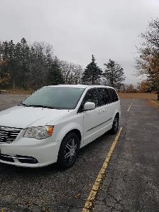 2014 Chrysler Town and Country