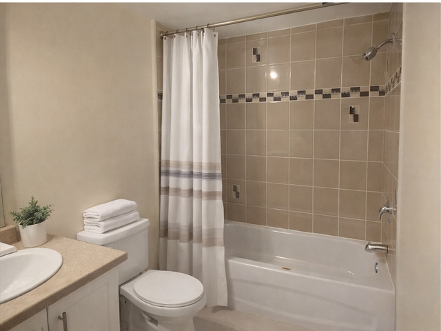 HUGE 2 BEDROOM LOWER LEVEL APT - UTILITIES INCLUDED - WEST BRANT - Photo 7