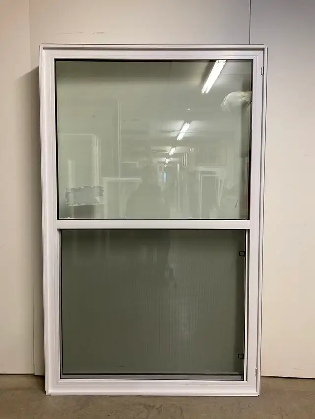 10729GP Fenêtre Guillotine PVC Blanc Guillotine simple 45 x 72