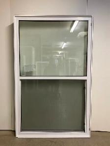 10729GP Fenêtre Guillotine PVC Blanc Guillotine simple 45 x 72