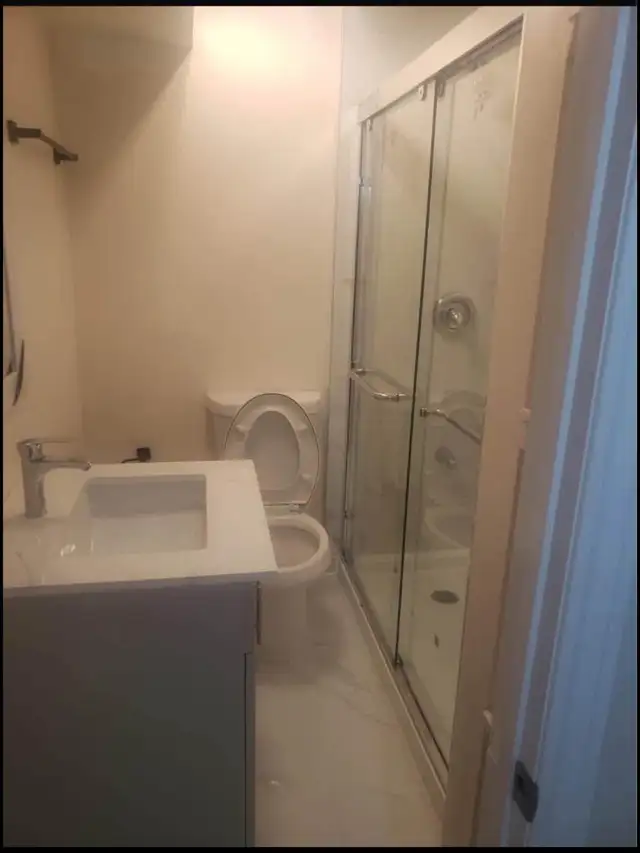 Two bedroom legal basement for rent in Brampton - Photo 3